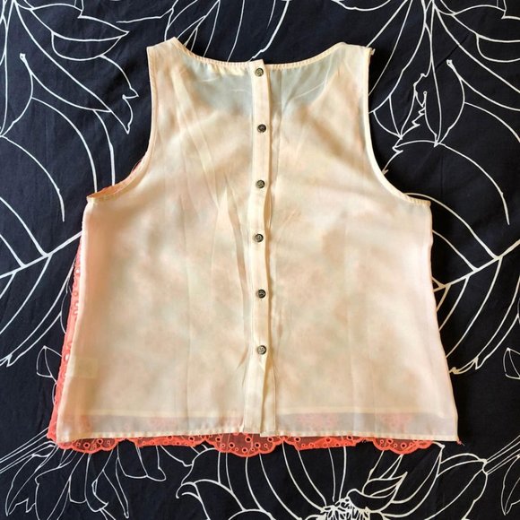 Lush neon embroidered top - Picture 2 of 5